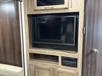 2019 Jayco Jay Feather photo 32