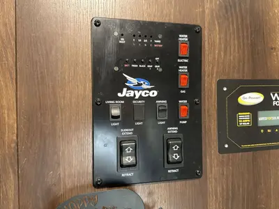 2019 Jayco Jay Feather photo 23