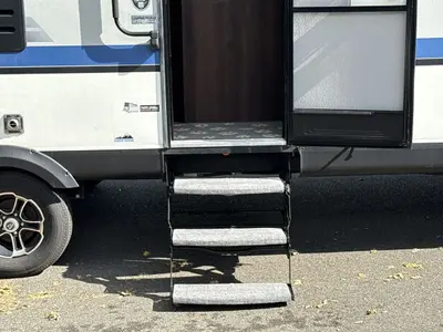 2019 Jayco Jay Feather photo 21
