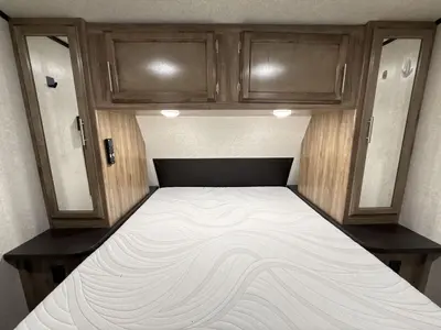 2019 Jayco Jay Feather photo 34