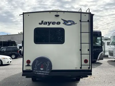 2019 Jayco Jay Feather photo 8