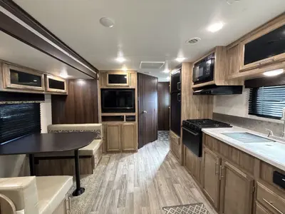 2019 Jayco Jay Feather photo 38