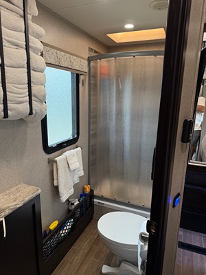 2021 DYNAMAX CORP ISATA 5 SERIES photo 16