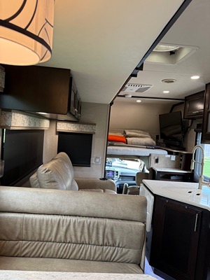 2021 DYNAMAX CORP ISATA 5 SERIES photo 12