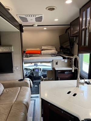 2021 DYNAMAX CORP ISATA 5 SERIES photo 11