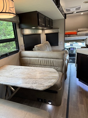 2021 DYNAMAX CORP ISATA 5 SERIES photo 13