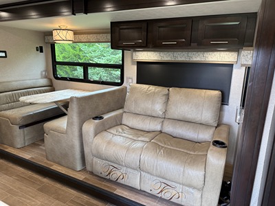 2021 DYNAMAX CORP ISATA 5 SERIES photo 7