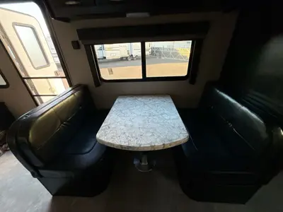 2018 Grand Design Imagine XLS photo 22