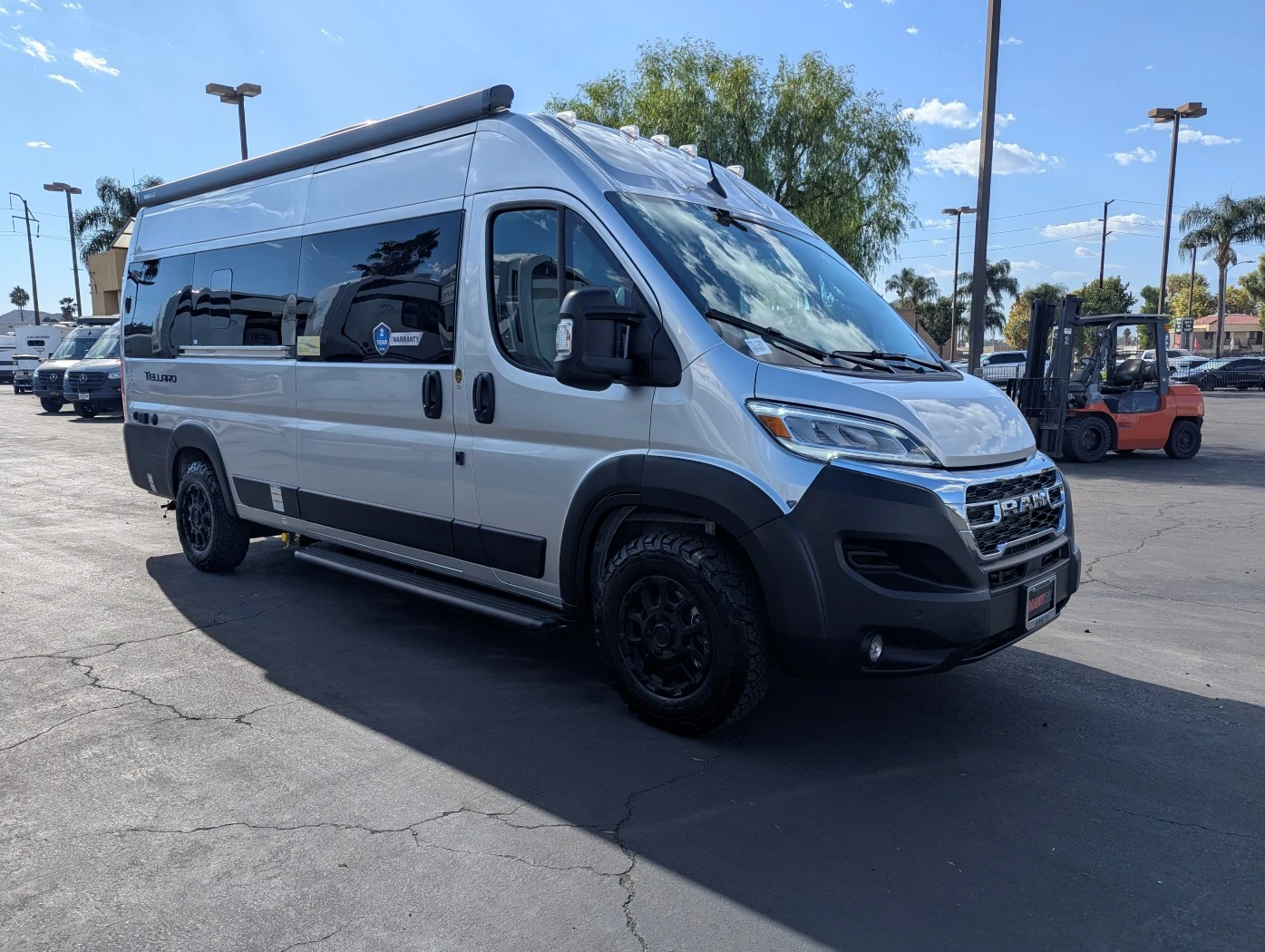 2027 Thor Motor Coach Tellaro exterior