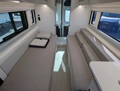 2027 Thor Motor Coach Tellaro photo 26