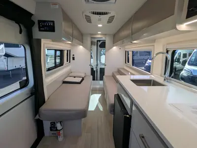 2027 Thor Motor Coach Tellaro photo 25