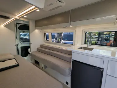 2027 Thor Motor Coach Tellaro photo 16