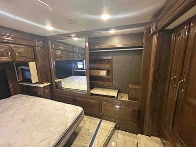 2018 THOR MOTOR COACH TUSCANY photo 28