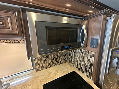 2018 THOR MOTOR COACH TUSCANY photo 19