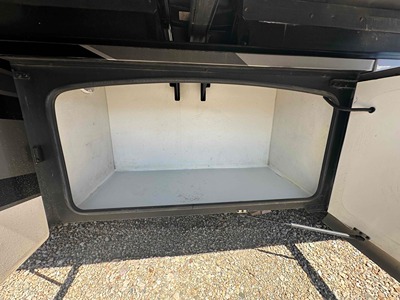 2018 THOR MOTOR COACH TUSCANY photo 37