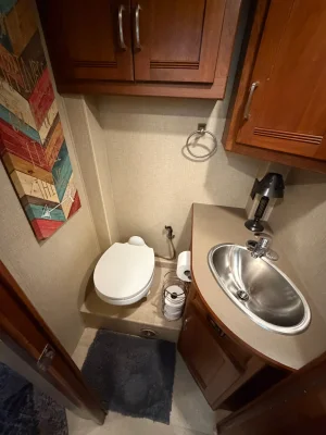 2016 WINNEBAGO ASPECT photo 17