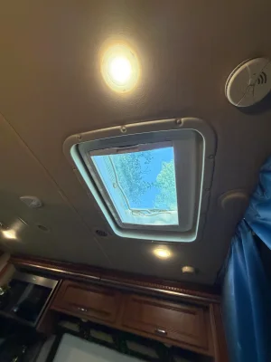 2016 WINNEBAGO ASPECT photo 24