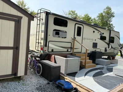 2020 FOREST RIVER ROCKWOOD ULTRA LITE photo 3