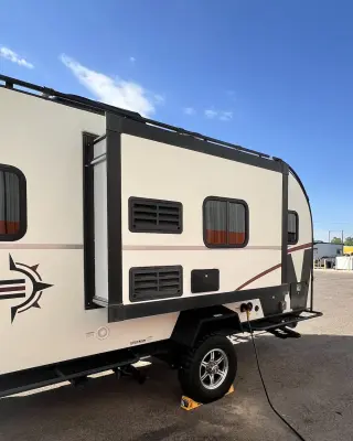 2021 Winnebago Hike photo 9