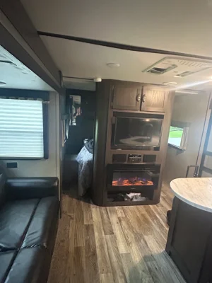 2019 KEYSTONE OUTBACK ULTRA LITE photo 9