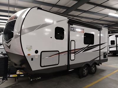 Used 2022 Forest River Rockwood Mini Lite 2104S