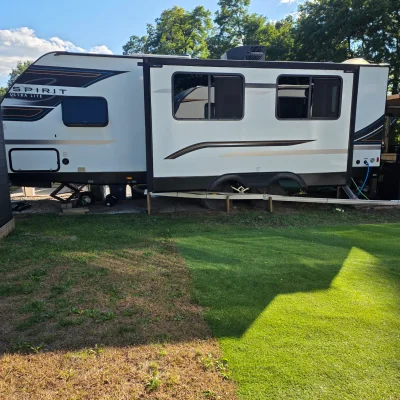 2021 COACHMEN SPIRIT ULTRA LITE photo 3