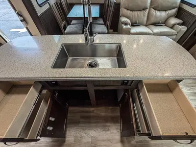 2019 Grand Design Solitude S-Class photo 14