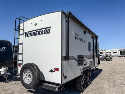 2022 Winnebago Micro Minnie photo 4