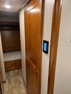 2019 TIFFIN MOTORHOMES WAYFARER photo 17