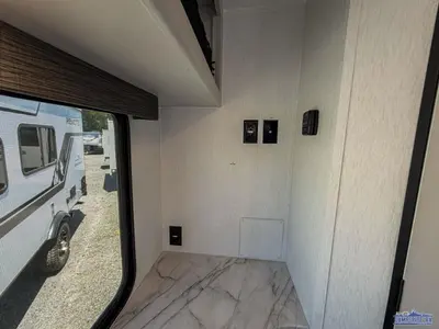 2026 Coachmen Remote photo 16