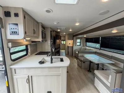 2027 Coachmen Catalina Legacy Edition photo 28