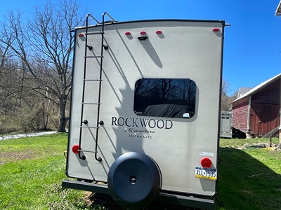 2019 FOREST RIVER SIGNATURE ULTRA LITE photo 3