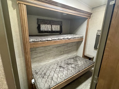 2019 FOREST RIVER SIGNATURE ULTRA LITE photo 8