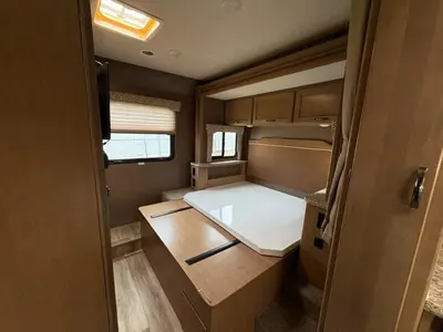2019 Thor Motor Coach Freedom Elite photo 28
