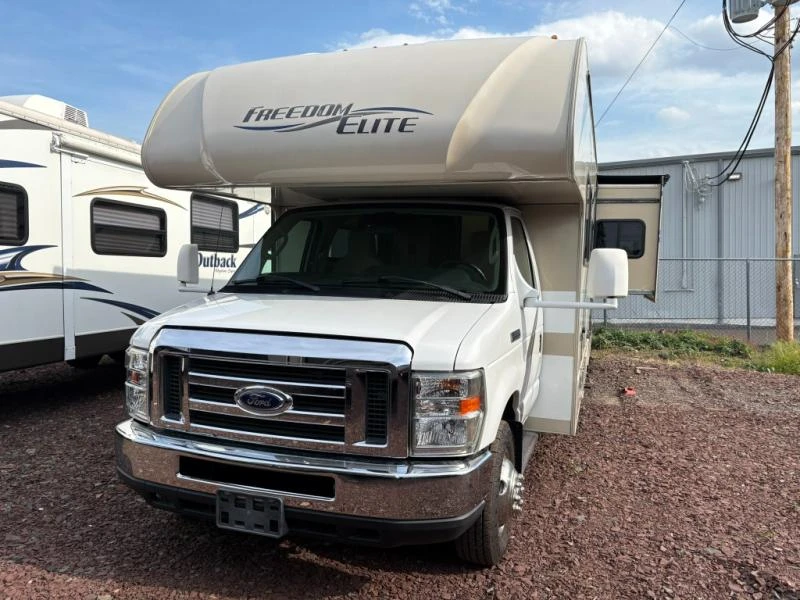 2019 Thor Motor Coach Freedom Elite exterior
