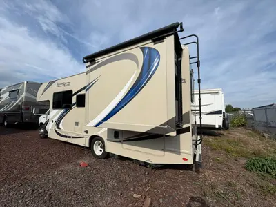 2019 Thor Motor Coach Freedom Elite photo 8