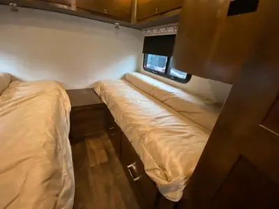 2019 Tiffin Motorhomes Wayfarer photo 29