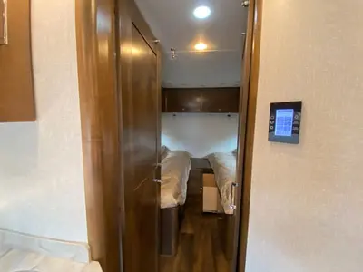 2019 Tiffin Motorhomes Wayfarer photo 26