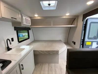 2027 Jayco Jay Flight photo 26