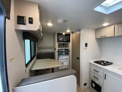 2027 Jayco Jay Flight photo 12