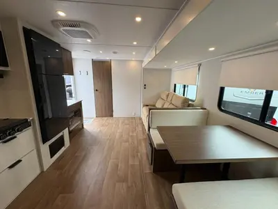 2027 Winnebago Access photo 30