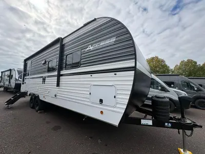 2027 Winnebago Access photo 11