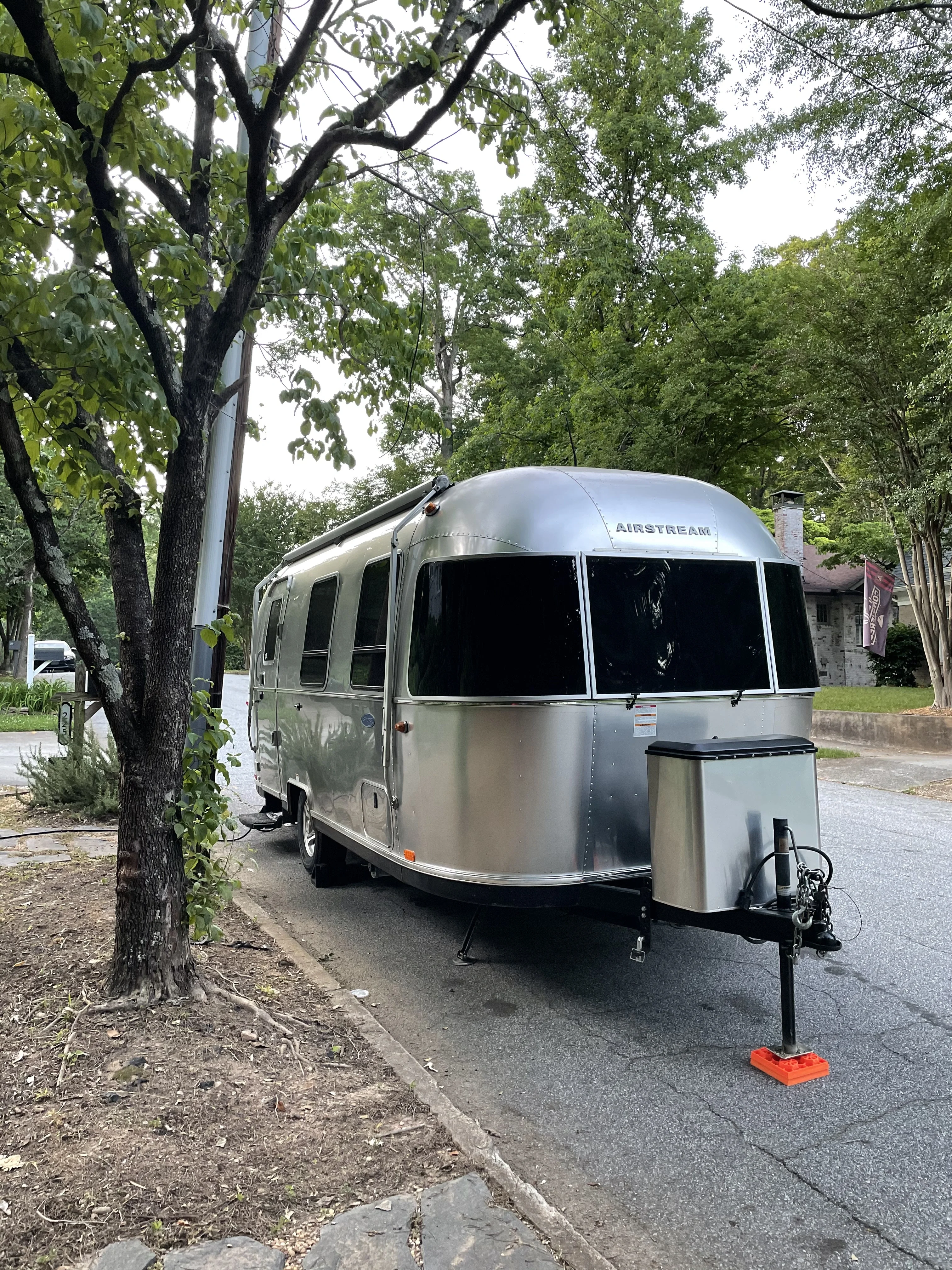 2018 AIRSTREAM BAMBI exterior