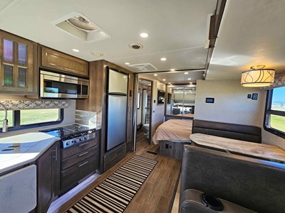 2021 DYNAMAX CORP ISATA 5 SERIES photo 4