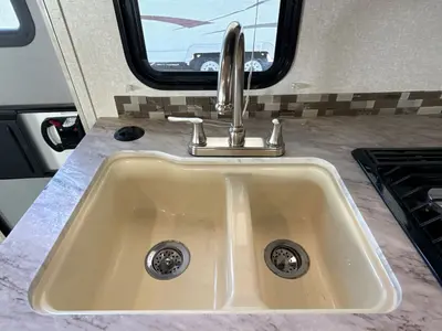 2019 Coachmen Prism photo 38