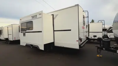 2027 Winnebago Thrive photo 7