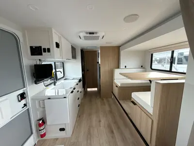 2027 Winnebago Micro Minnie photo 37