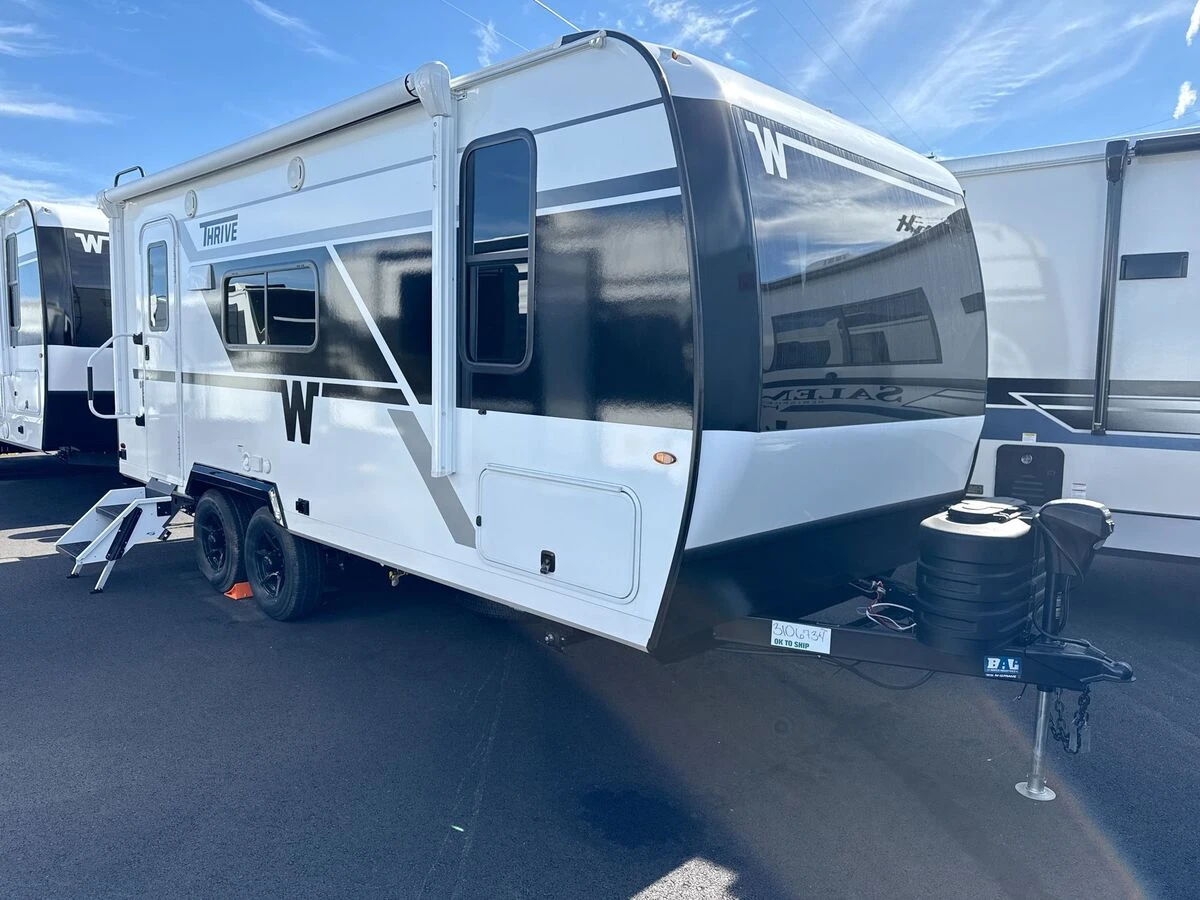 2027 Winnebago Thrive exterior