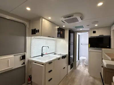 2027 Winnebago Micro Minnie photo 25
