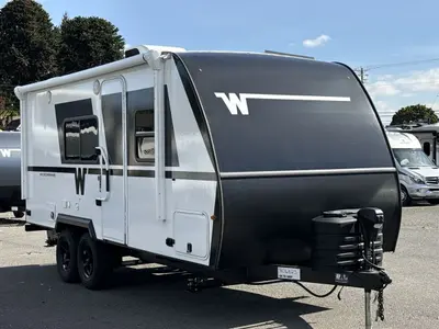 2027 Winnebago Micro Minnie photo 3